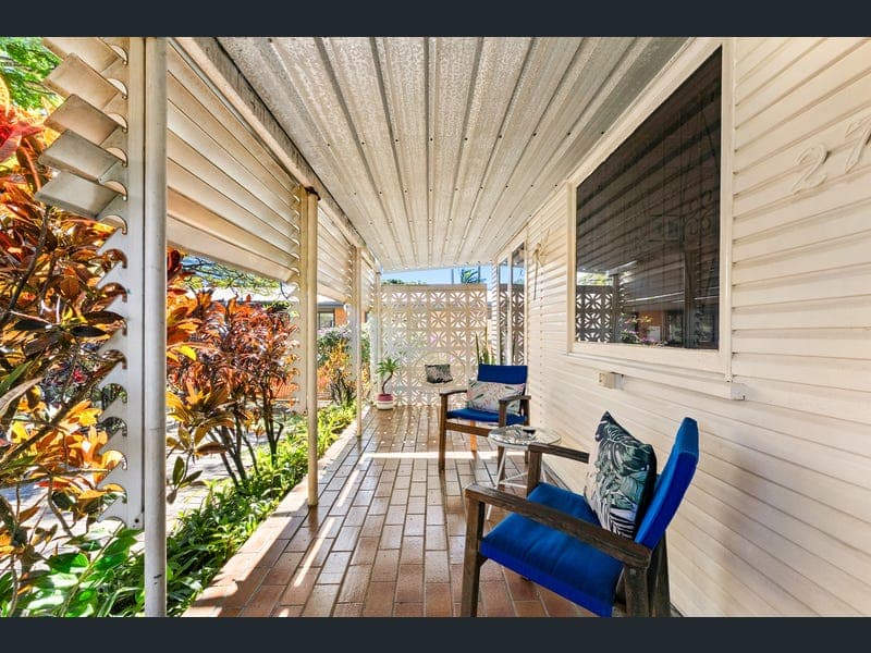 27 Deborah Street, Geebung — photo 1 of 5