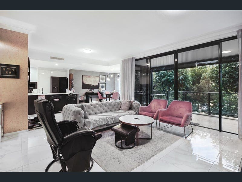 44/34 John Francis Drive, Carrara — photo 1 of 5