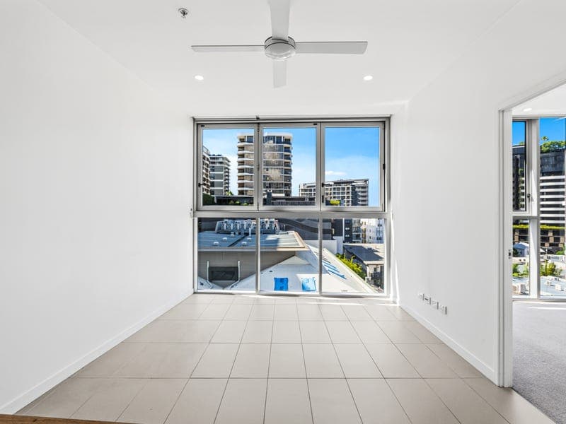 10703/88 Doggett Street, Newstead — photo 1 of 5