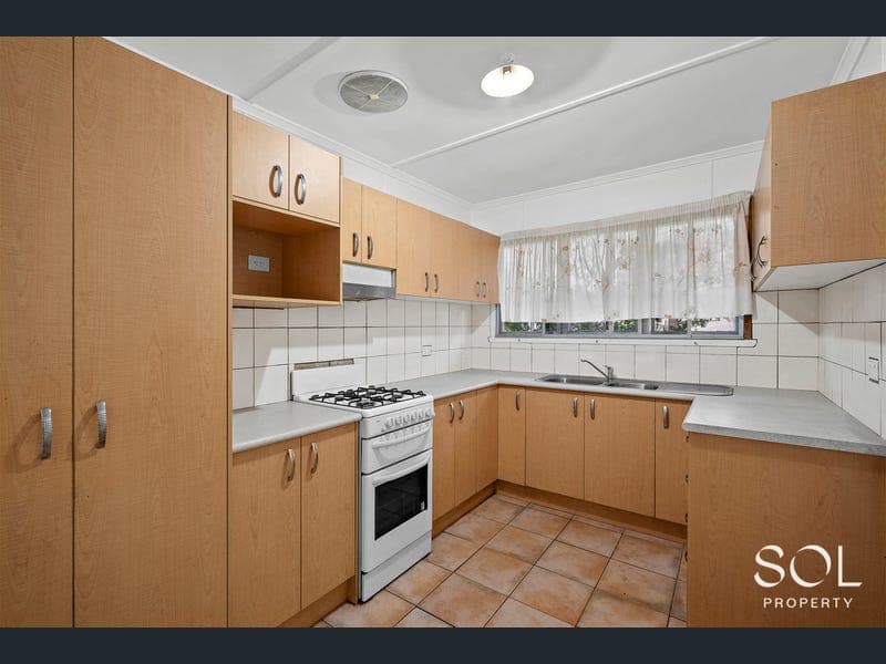 28 Ettarre Street, Bracken Ridge — photo 1 of 5