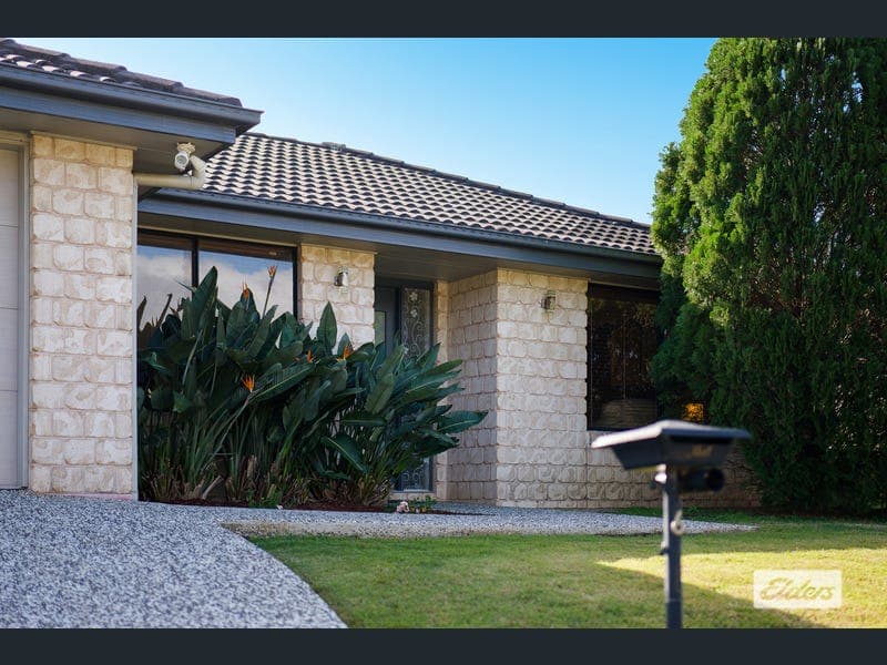 6/4 Harley Street, Shailer Park — photo 1 of 5