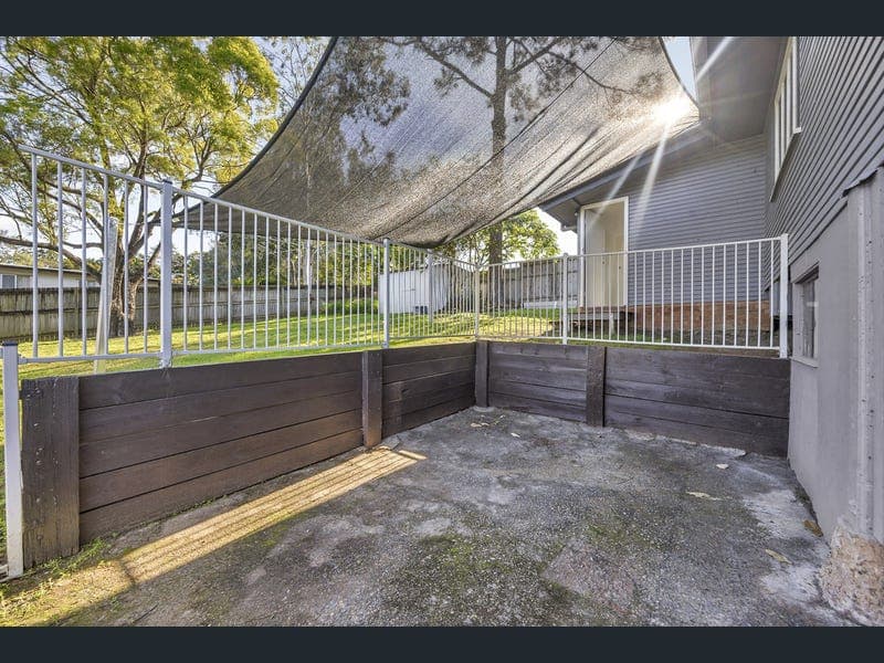 4 Allen Street, North Ipswich — photo 1 of 5