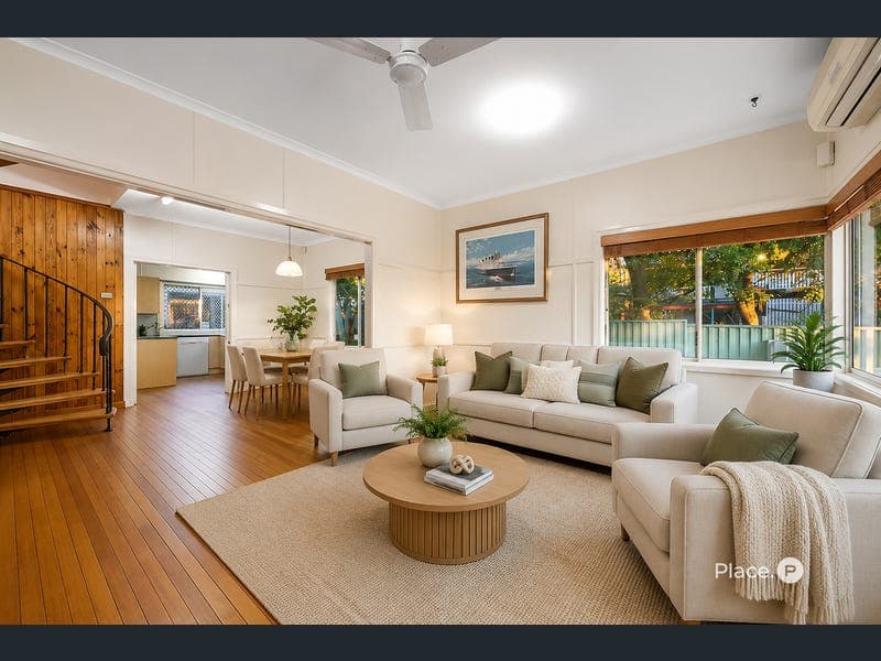 102 Vale Street, Moorooka — photo 1 of 5