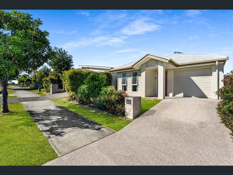 73 Kallatina Street, Narangba — photo 1 of 5