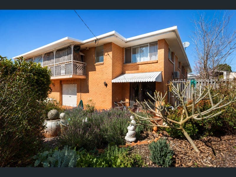 152 Alderley Street, Centenary Heights — photo 1 of 5