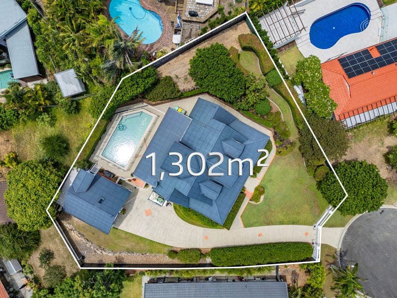 6 Julah Court, Ashmore — photo 1 of 5