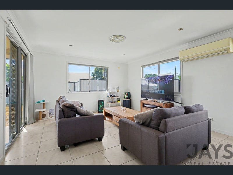 6/7 Skewes Street, Mount Isa — photo 1 of 5
