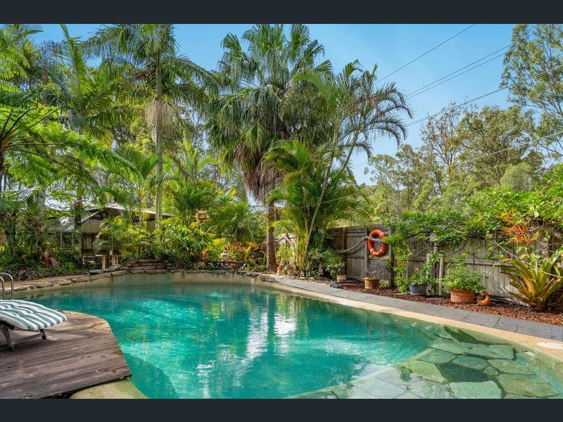 6 Angala Court, Alexandra Hills — photo 1 of 5