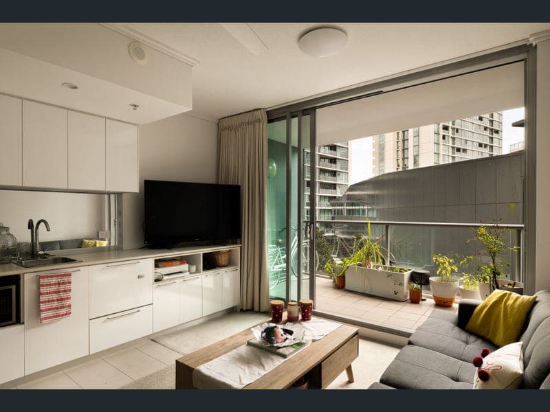 20203/8 Hercules Street, Hamilton — photo 1 of 5