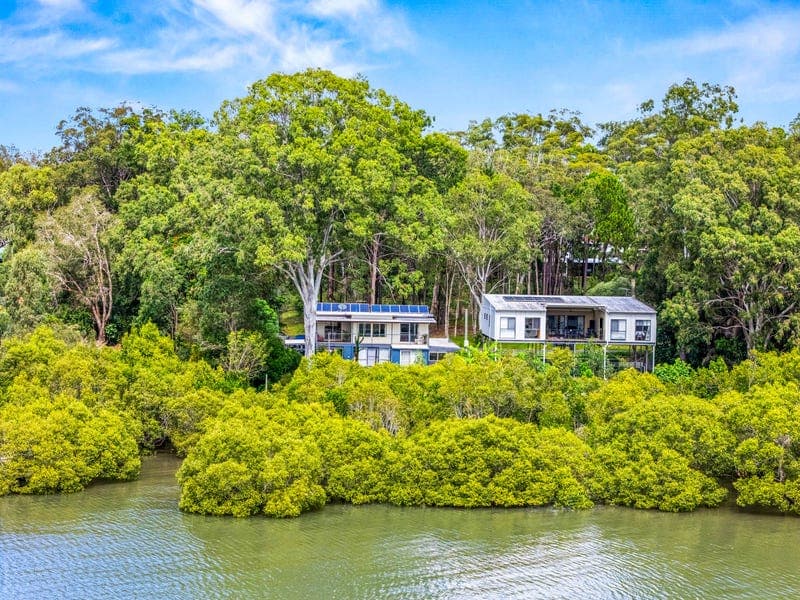 21 Hawthornden, Russell Island — photo 1 of 5