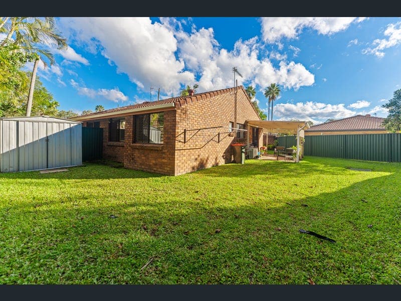 10/16 Telopea Street, Labrador — photo 1 of 5