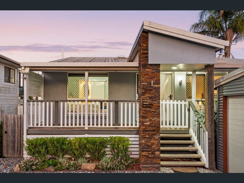 37 Wilkie Street, Redland Bay — photo 1 of 5