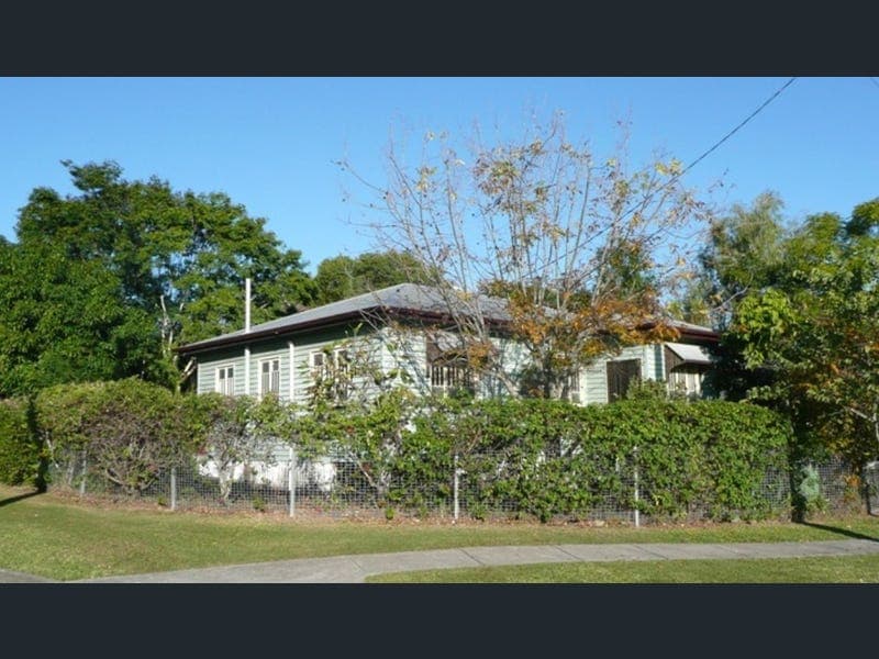 26-28 Bougainville Street, Beenleigh — photo 1 of 5