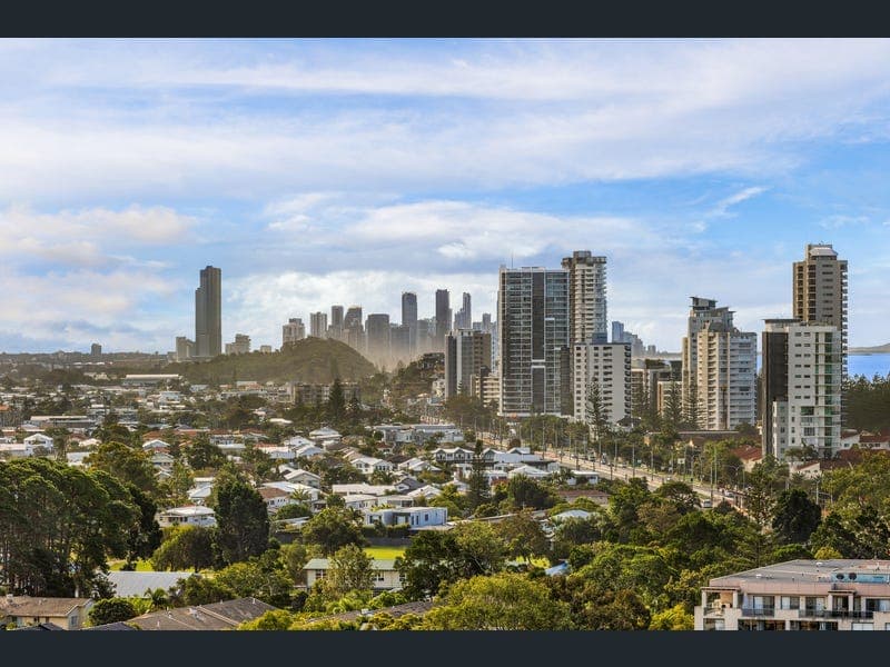 902/29 Hill Avenue, Burleigh Heads — photo 1 of 5