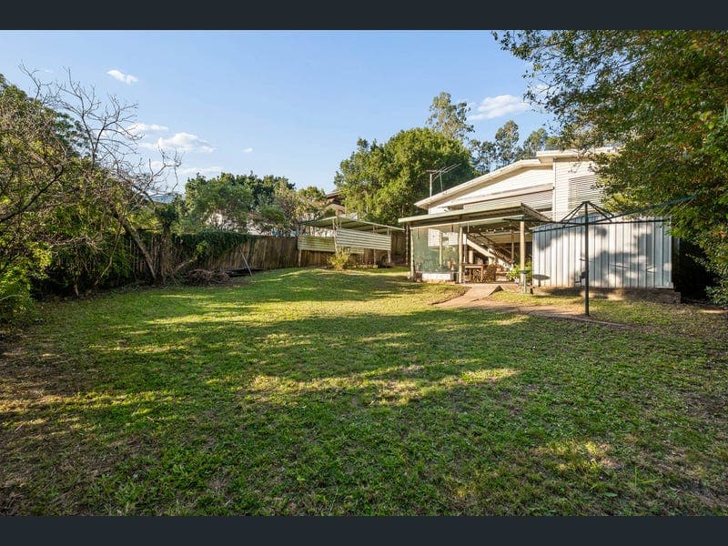 195 Toohey Road, Tarragindi — photo 1 of 5