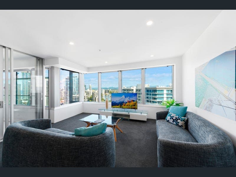 1908/9 Hamilton Avenue, Surfers Paradise — photo 1 of 5