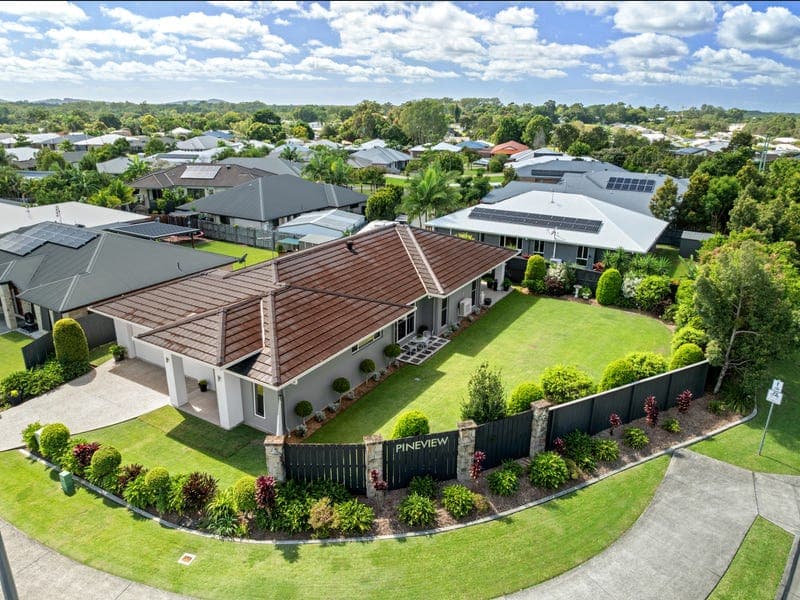 2 Pineview Drive, Beerwah — photo 1 of 5