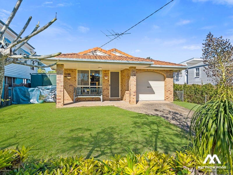 6 Worthing Street, Wynnum — photo 1 of 5