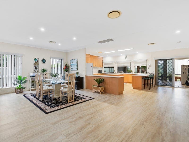 155 Mooroondu Road, Thorneside — photo 1 of 5