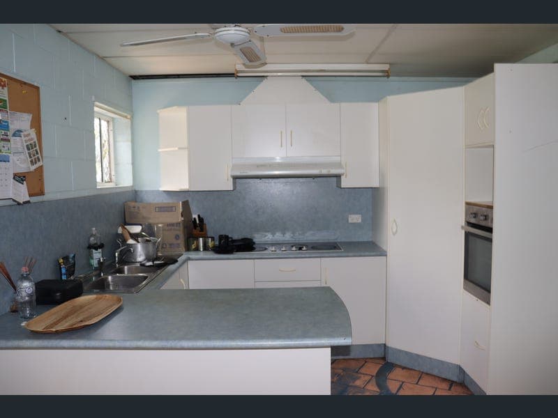 22 Hamilton Street, Collinsville — photo 1 of 5