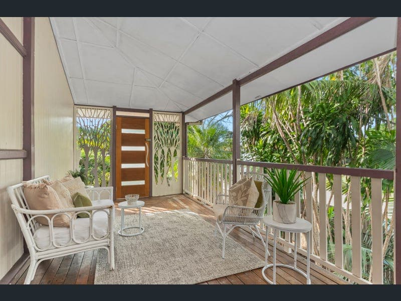 50 Camp Street, Mundingburra — photo 1 of 5