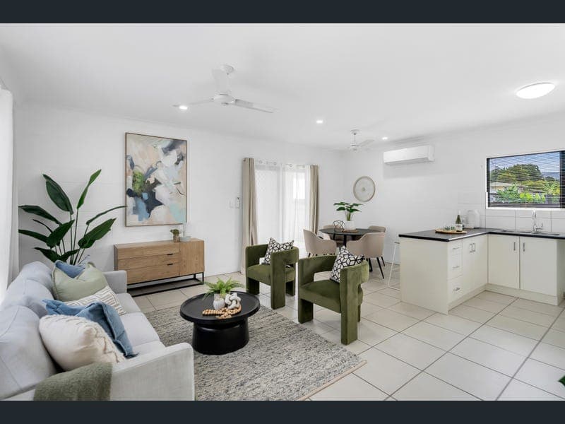 10B Olive Street, Manoora — photo 1 of 5