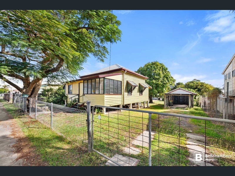 11 Alexandra Street, Bundaberg East — photo 1 of 5