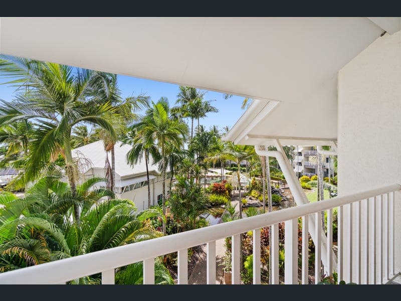 44/65 Vasey Esplanade, Trinity Beach — photo 1 of 5