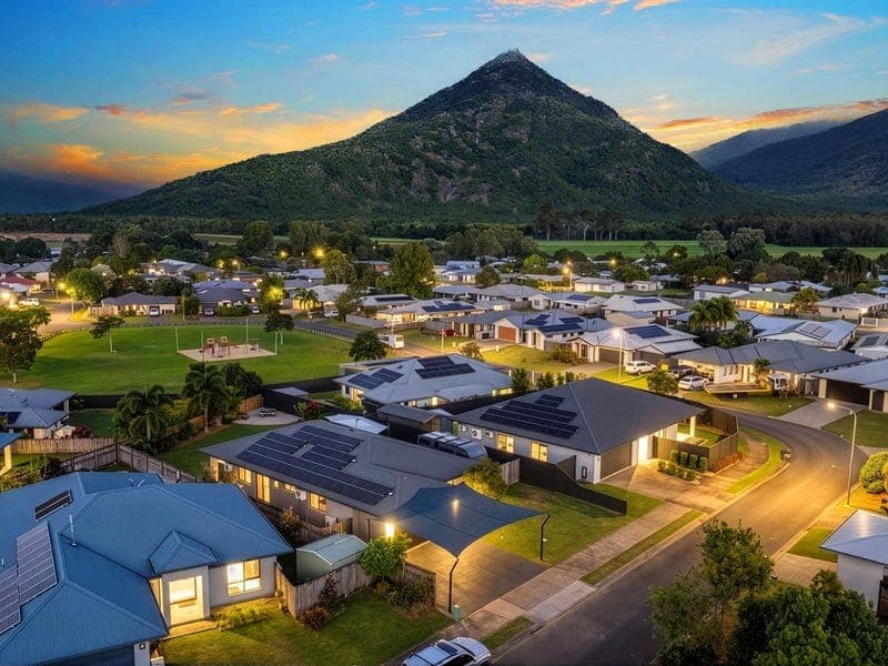 20 Leighton Crescent, Gordonvale — photo 1 of 5