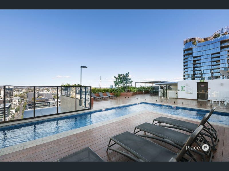 805/27 Cordelia Street, South Brisbane — photo 1 of 5