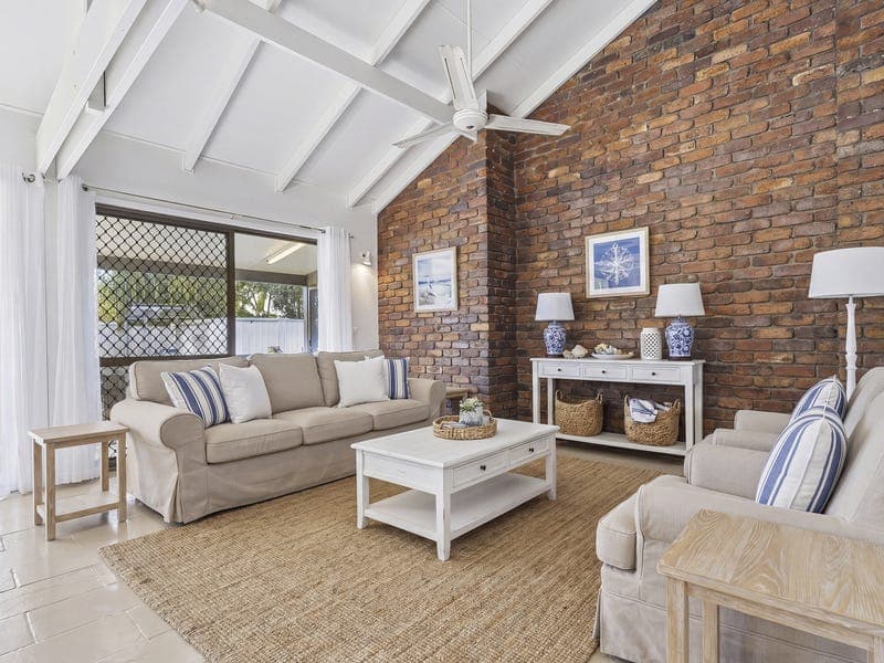 12 Murrawong Street, Bellara — photo 1 of 5