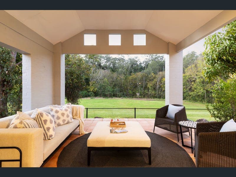 7 Brompton Place, Brookfield — photo 1 of 5