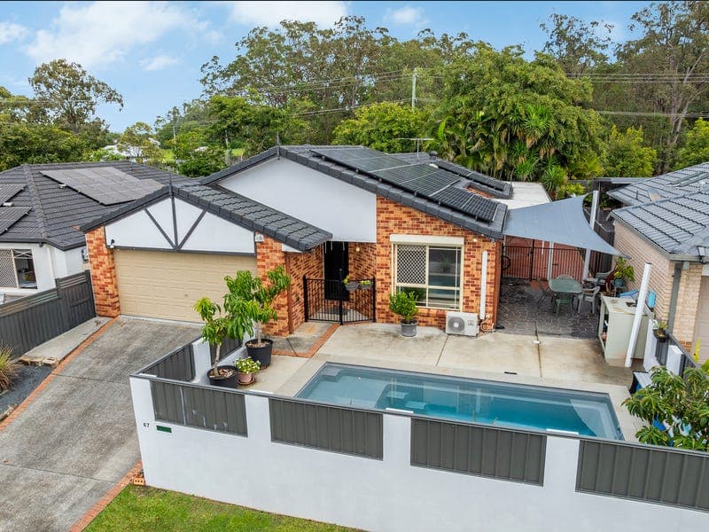 67 Matthews Way, Wakerley — photo 1 of 5