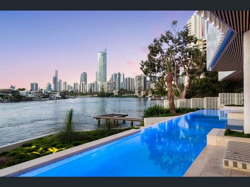 1404/1 Cannes Avenue, Surfers Paradise — photo 1 of 5
