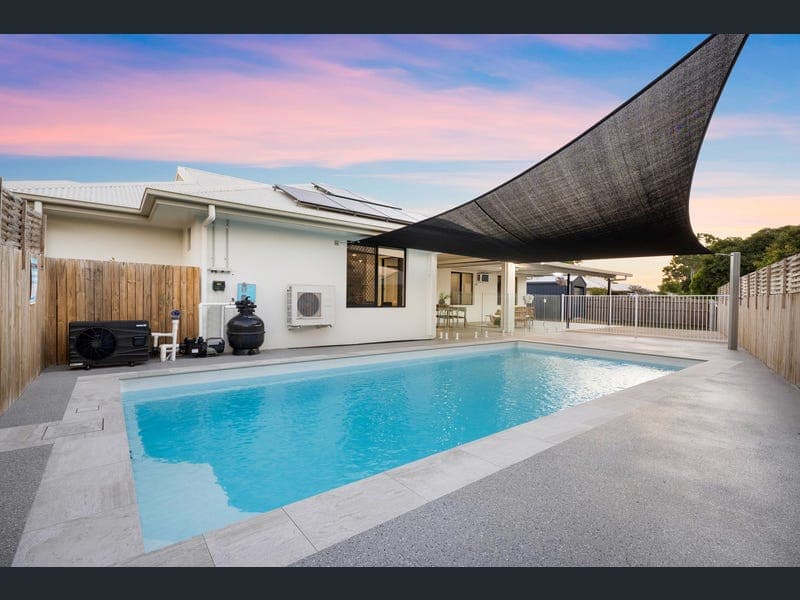 1 Lochern Way, Bushland Beach — photo 1 of 5