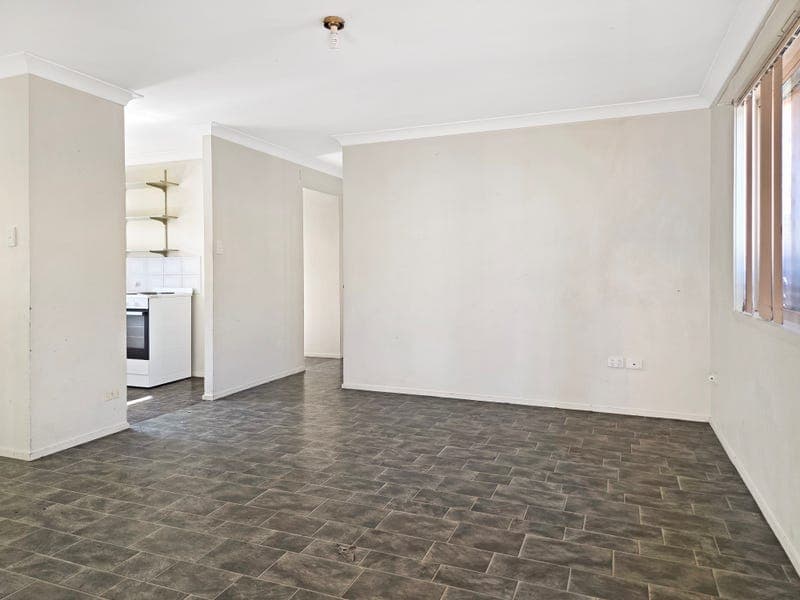 182 Mill Street, Redland Bay — photo 1 of 5