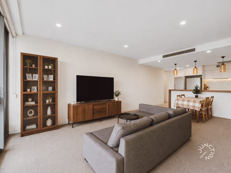 309/8 Dickens Street, Spring Hill — photo 1 of 5