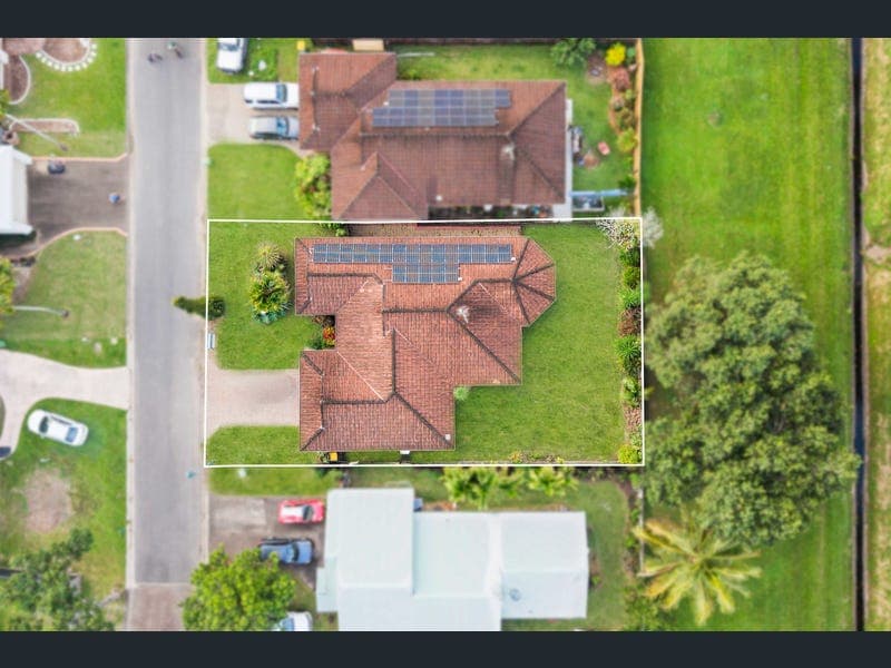 62 Banning Avenue, Brinsmead — photo 1 of 5