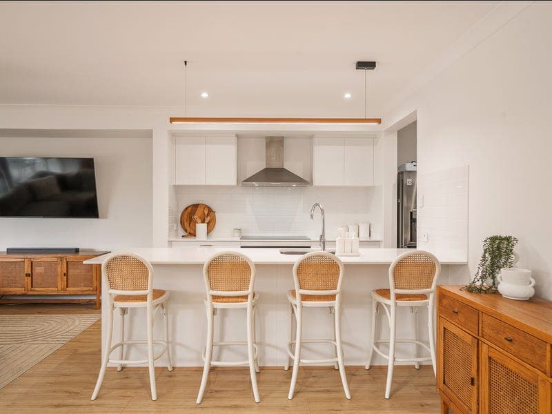 82 Scott Street, Deagon — photo 1 of 5