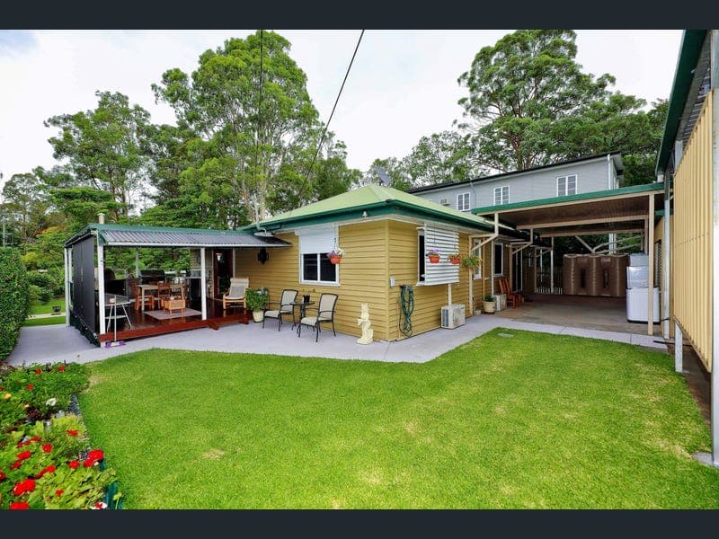 39 Market Street North, Indooroopilly — photo 1 of 5
