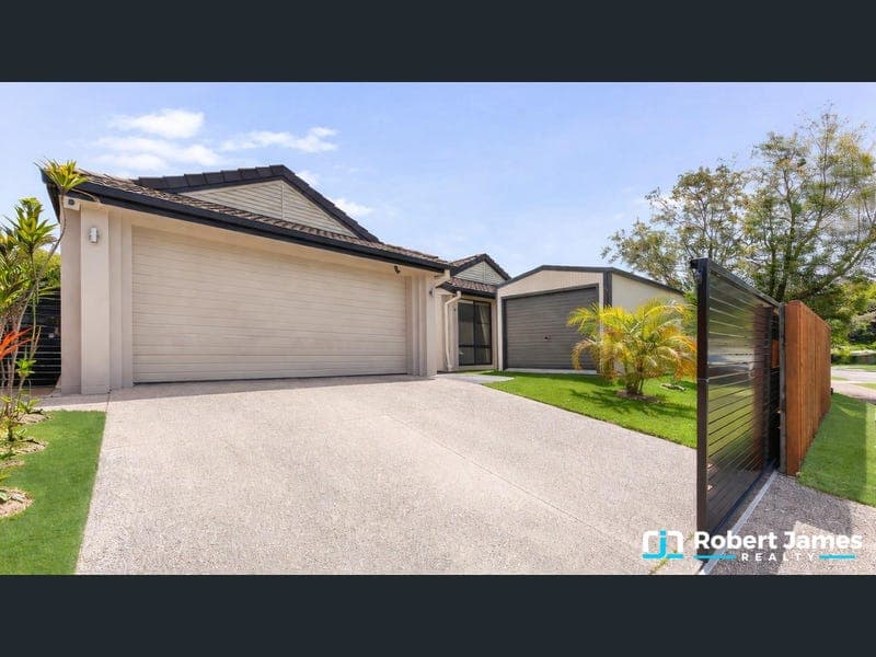 72 Griffith Avenue, Tewantin — photo 1 of 5