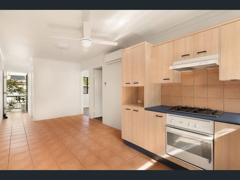 5/21 Lapraik Street, Ascot — photo 1 of 5