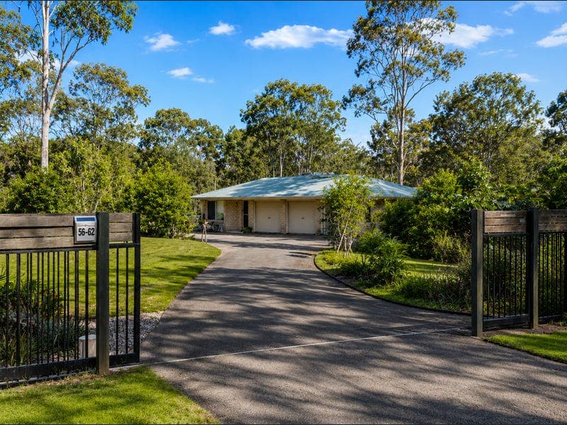 56-62 Gracelands Drive, North Maclean — photo 1 of 5
