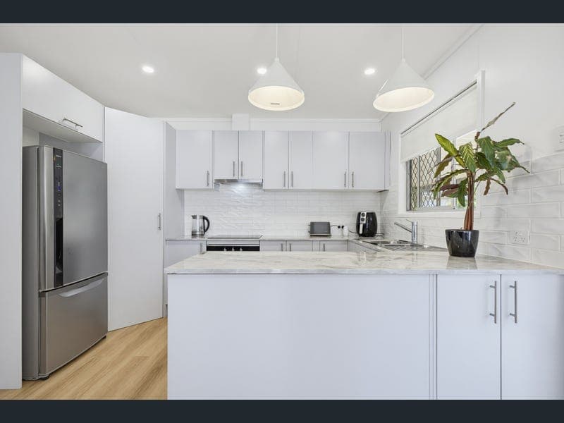 3 Highview Avenue, Nambour — photo 1 of 5