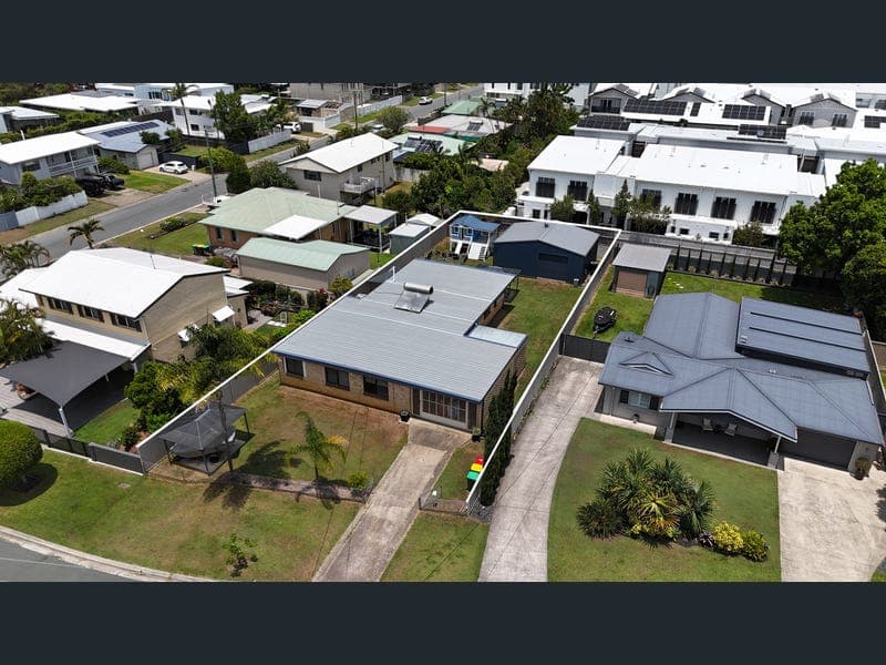 135 Broadwater Avenue, Maroochydore — photo 1 of 5