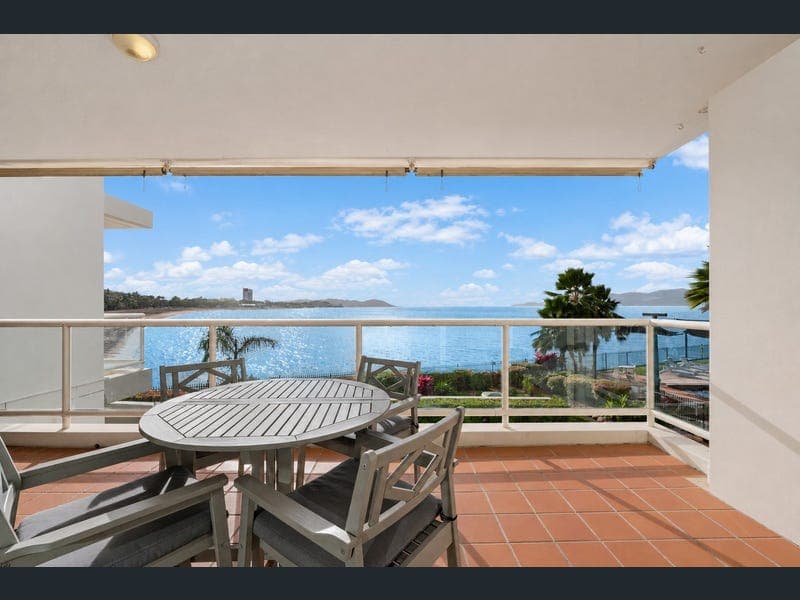 17/7 Mariners Drive, Townsville City — photo 1 of 5