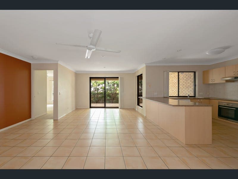 4 Appletree Street, Upper Coomera — photo 1 of 5