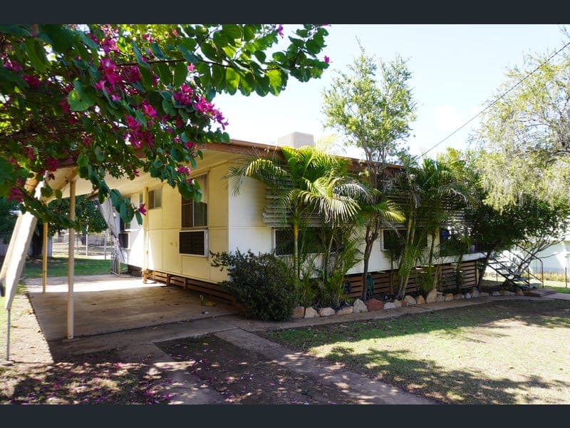 14 Lawrence Street, Moranbah — photo 1 of 5
