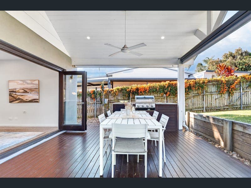 66 Melinda Street, Southport — photo 1 of 5