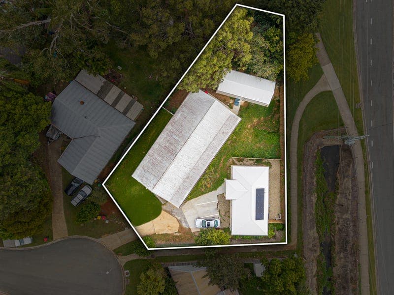 41 Crestleigh Court, Morayfield — photo 1 of 5